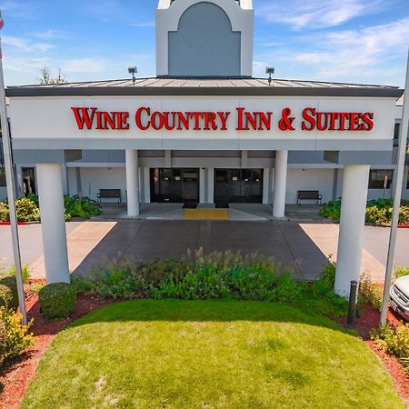 Best Western Plus Wine Country Inn & Suites Santa Rosa Exterior photo